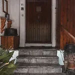 Olga & Villa