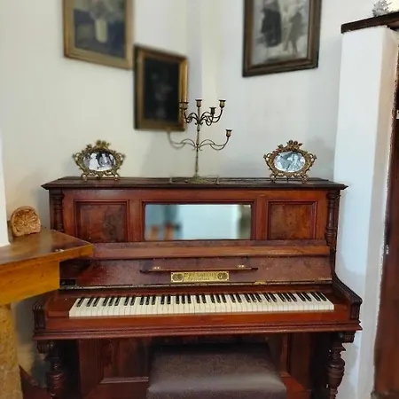 Villa Olga & Moles Kalyves