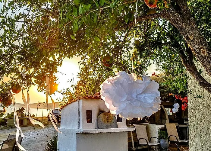 Olga & Villa Mola Kalyva